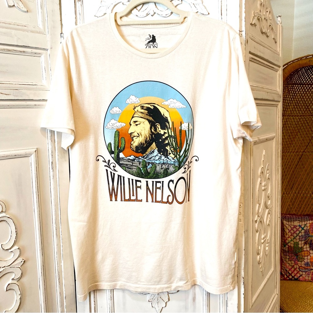 Willie Nelson Tee! Cream Zion Rootswear T-Shirt Desert Scene Size L